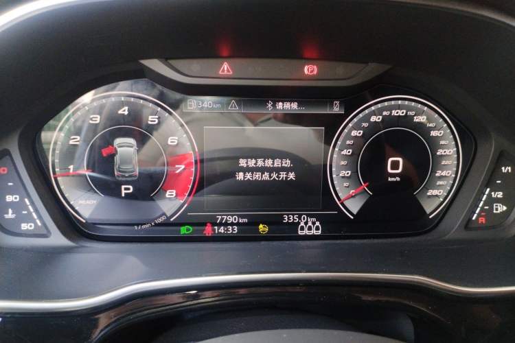 Used Audi Q3 2025 quattro 45th Anniversary Edition 35TFSI Fashionable and Dynamic Model Instrument Cluster