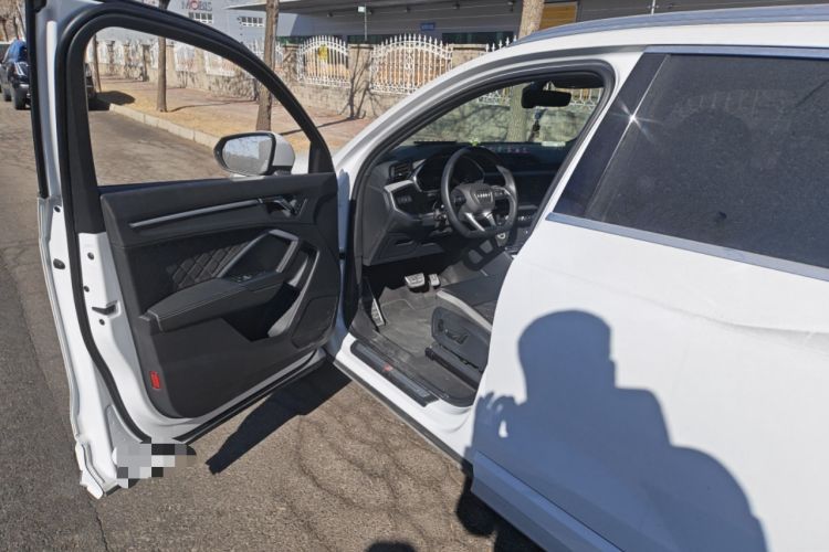 Used Audi Q3 2025 quattro 45th Anniversary Edition 35TFSI Fashionable and Dynamic Model Driver Seat