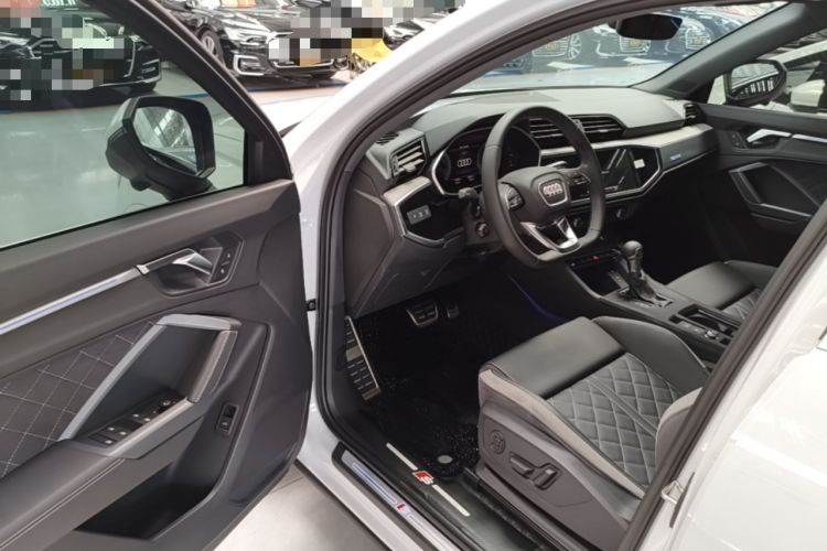 Used Audi Q3 2025 quattro 45th Anniversary Edition 35TFSI Fashionable and Dynamic Model Driver Seat