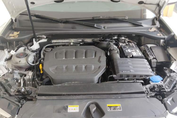 Used Audi Q3 2025 quattro 45th Anniversary Edition 40TFSI Fashionable and Dynamic Model Engine Bay