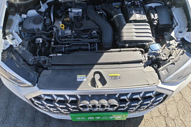 Used Audi Q3 2025 quattro 45th Anniversary Edition 35TFSI Fashionable and Dynamic Model Engine Bay