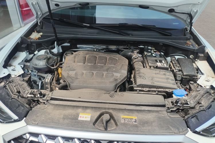 Used Audi Q3 2025 quattro 45th Anniversary Edition 40TFSI Fashionable and Dynamic Model Engine Bay