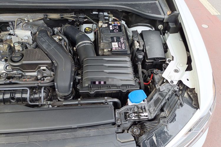 Used Audi Q3 2025 quattro 45th Anniversary Edition 35TFSI Fashionable and Dynamic Model Engine Bay Left