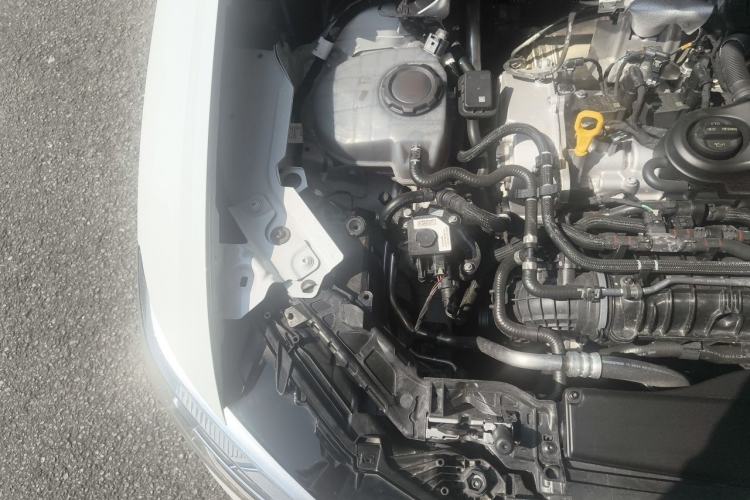 Used Audi Q3 2025 quattro 45th Anniversary Edition 35TFSI Progressive Dynamic Model Engine Bay Right