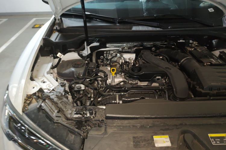 Used Audi Q3 2025 quattro 45th Anniversary Edition 35TFSI Fashionable and Dynamic Model Engine Bay Right