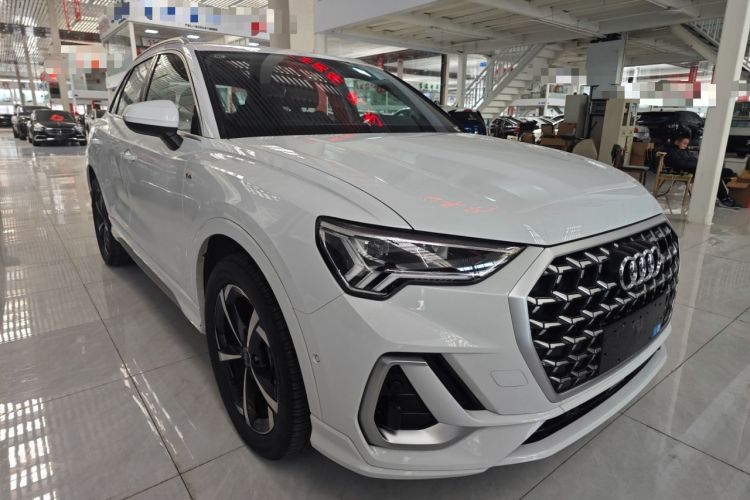 Used Audi Q3 2025 quattro 45th Anniversary Edition 35TFSI Fashionable and Dynamic Model Exterior 1