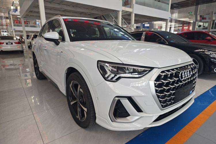 Used Audi Q3 2025 quattro 45th Anniversary Edition 35TFSI Fashionable and Dynamic Model Exterior 1