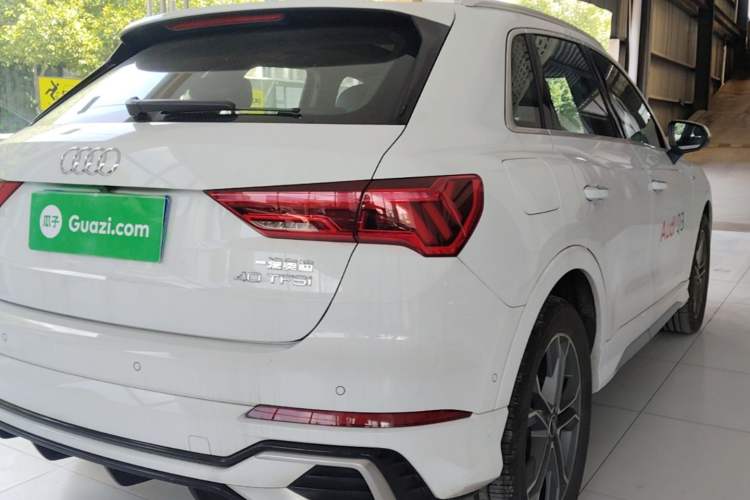 Used Audi Q3 2025 quattro 45th Anniversary Edition 40TFSI Fashionable and Dynamic Model Exterior 3
