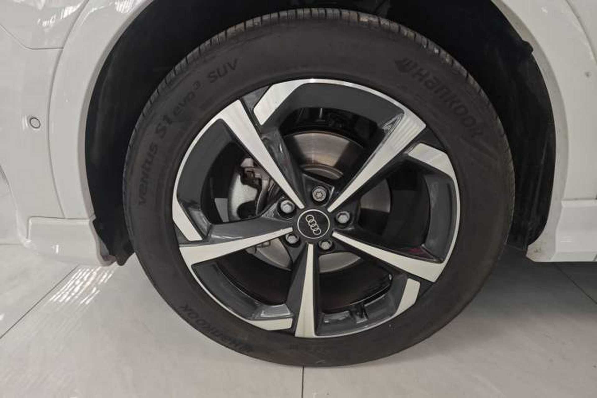 Used Audi Q3 2025 quattro 45th Anniversary Edition 35TFSI Fashionable and Dynamic Model Exterior 4
