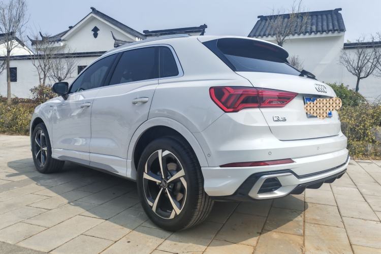 Used Audi Q3 2025 quattro 45th Anniversary Edition 35TFSI Fashionable and Dynamic Model Exterior 5