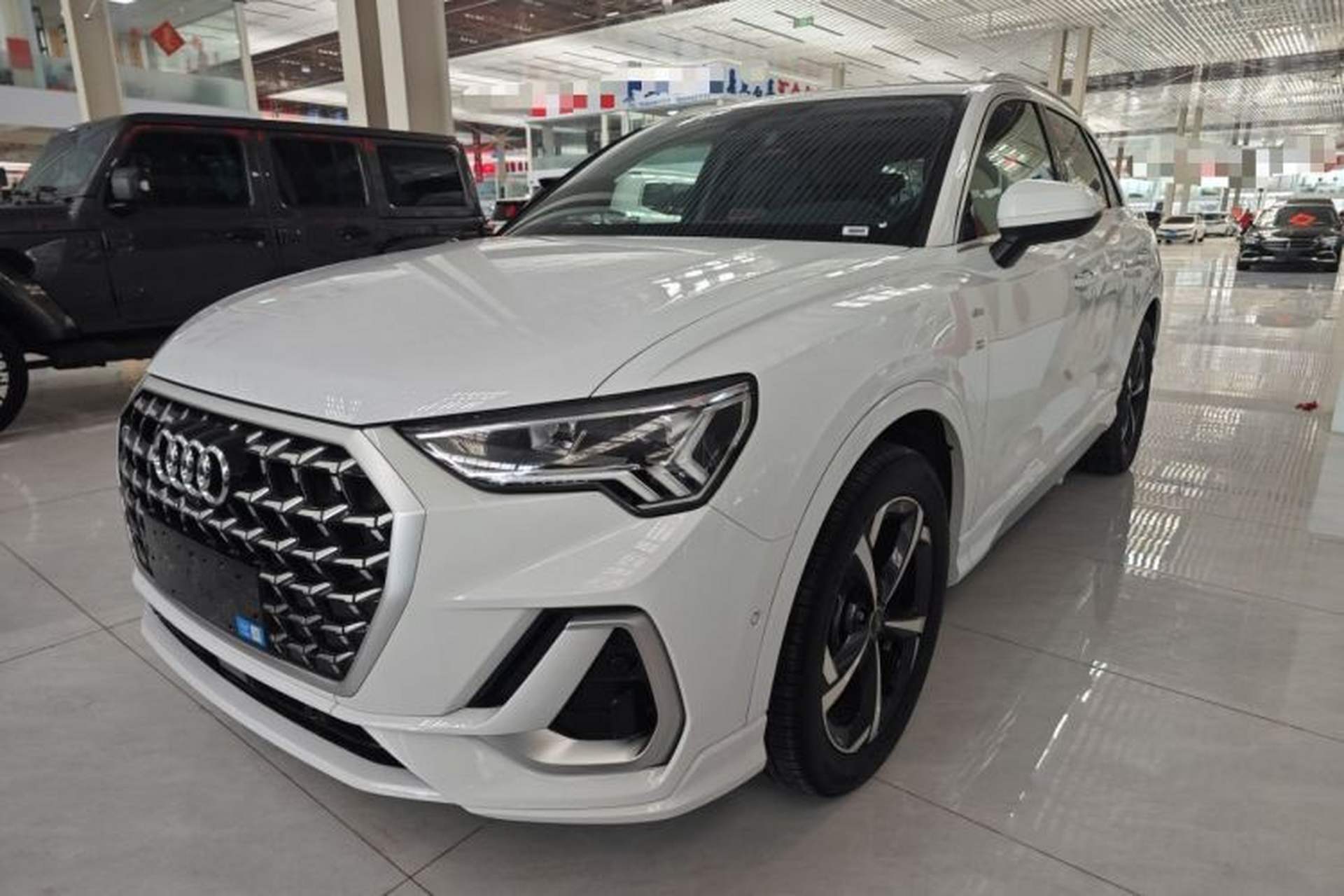 Used Audi Q3 2025 quattro 45th Anniversary Edition 35TFSI Fashionable and Dynamic Model Front Left 45 Deg