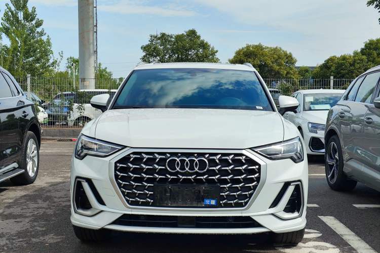 Used Audi Q3 2025 quattro 45th Anniversary Edition 35TFSI Fashionable and Dynamic Model Front
