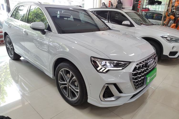 Used Audi Q3 2025 quattro 45th Anniversary Edition 40TFSI Fashionable and Dynamic Model Front Right 45 Deg