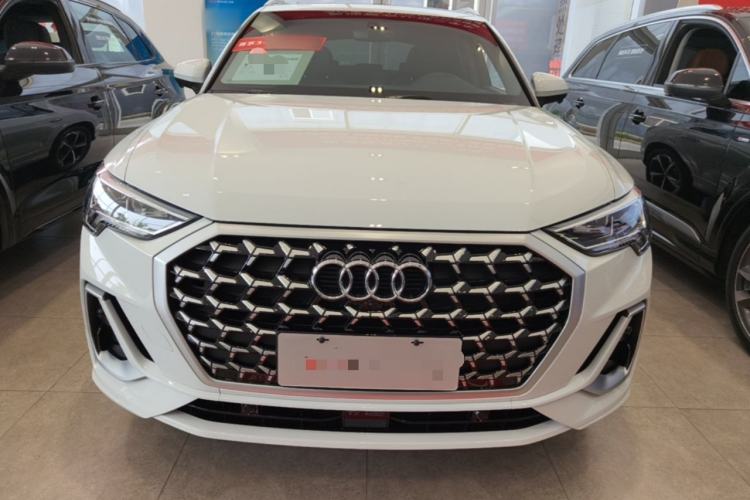 Used Audi Q3 2025 quattro 45th Anniversary Edition 35TFSI Progressive Dynamic Model Front