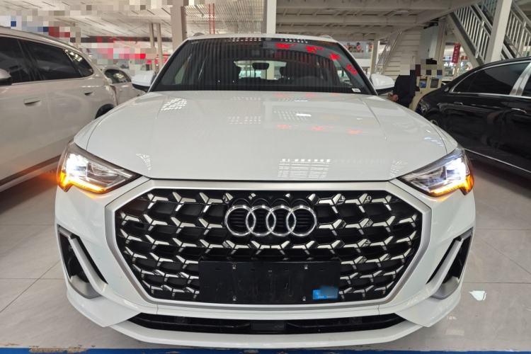 Used Audi Q3 2025 quattro 45th Anniversary Edition 35TFSI Fashionable and Dynamic Model Front