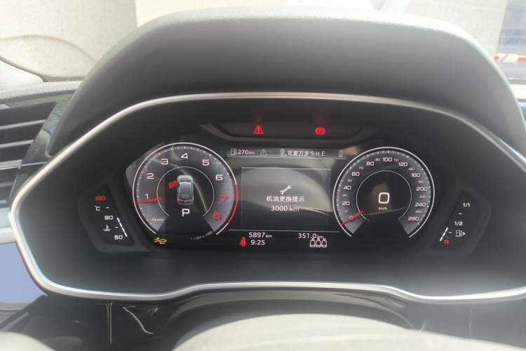 Used Audi Q3 2025 quattro 45th Anniversary Edition 35TFSI Progressive Dynamic Model Instrument Cluster