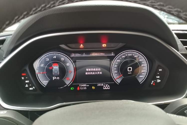 Used Audi Q3 2025 quattro 45th Anniversary Edition 35TFSI Fashionable and Dynamic Model Instrument Cluster
