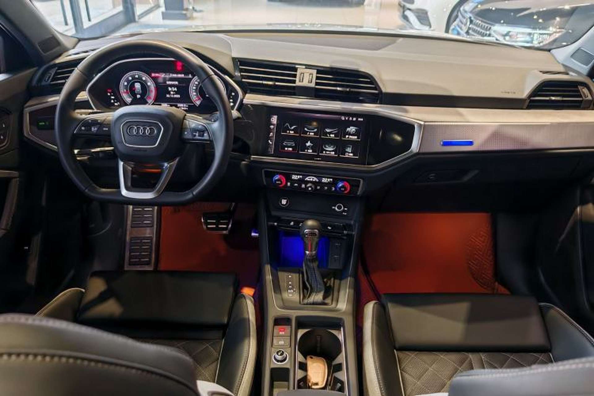 Used Audi Q3 2025 quattro 45th Anniversary Edition 35TFSI Fashionable and Dynamic Model Interior 3