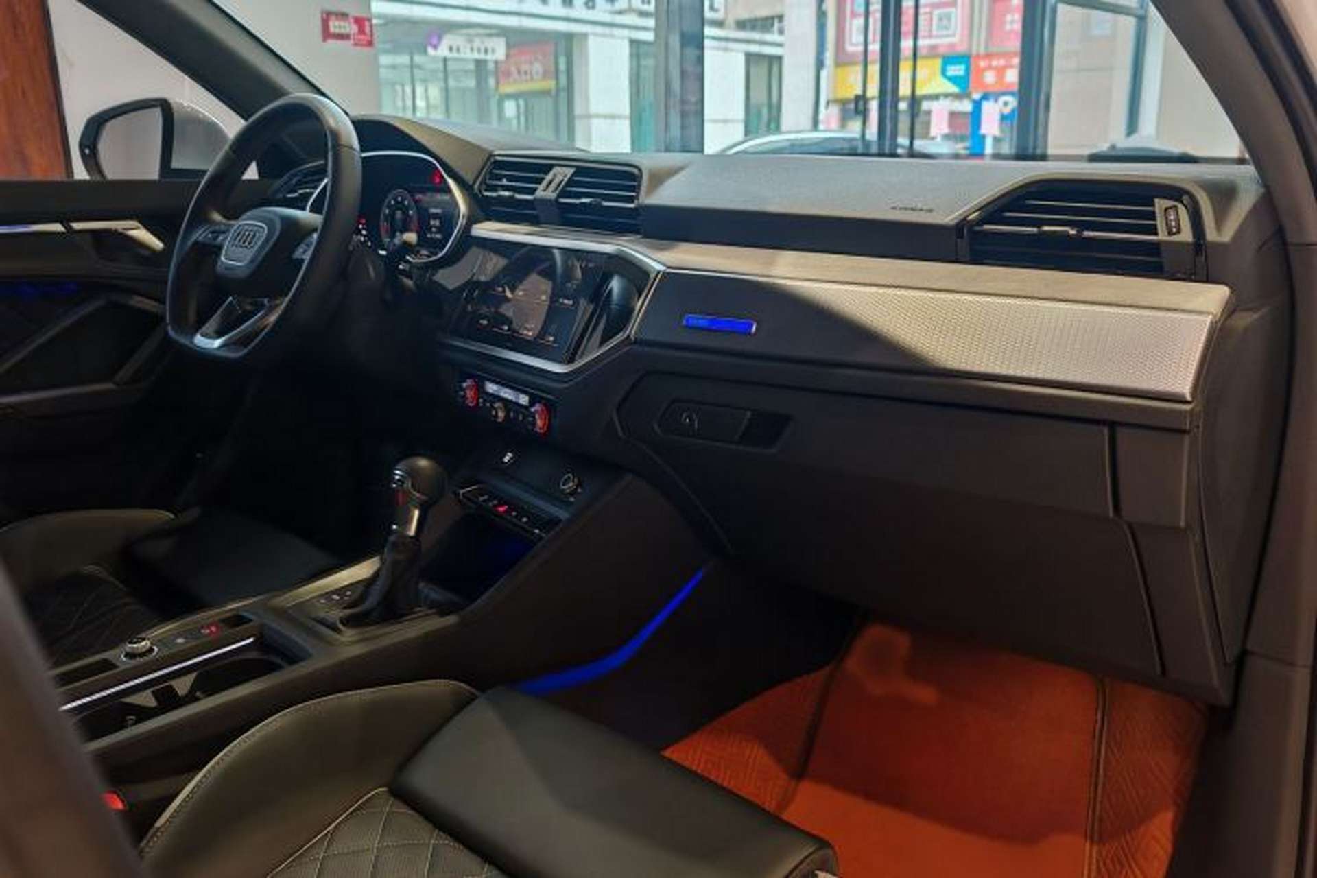 Used Audi Q3 2025 quattro 45th Anniversary Edition 35TFSI Fashionable and Dynamic Model Interior 5
