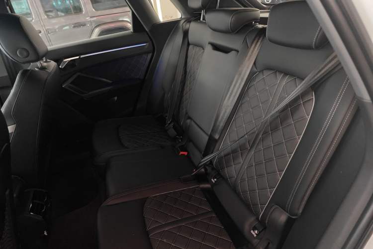 Used Audi Q3 2025 quattro 45th Anniversary Edition 35TFSI Fashionable and Dynamic Model Left Rear Seat