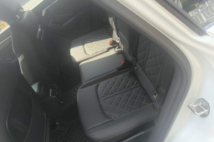 Used Audi Q3 2025 quattro 45th Anniversary Edition 35TFSI Progressive Dynamic Model Left Rear Seat