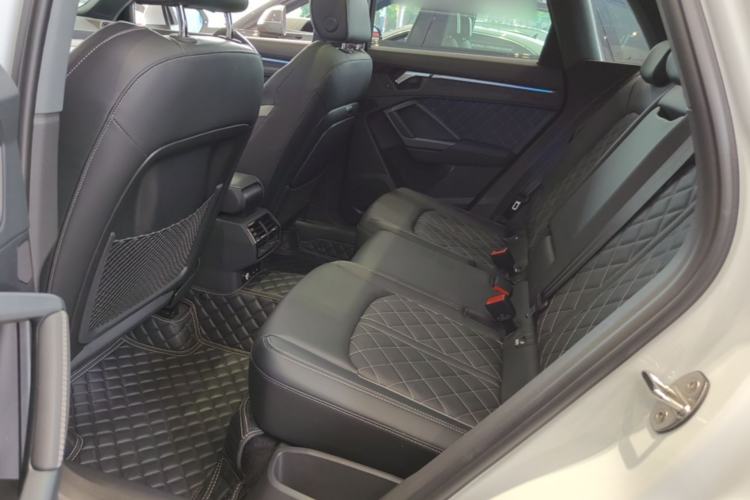 Used Audi Q3 2025 quattro 45th Anniversary Edition 35TFSI Progressive Dynamic Model Left Rear Seat