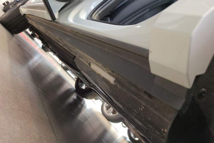 Used Audi Q3 2025 quattro 45th Anniversary Edition 35TFSI Progressive Dynamic Model Left Side Sill