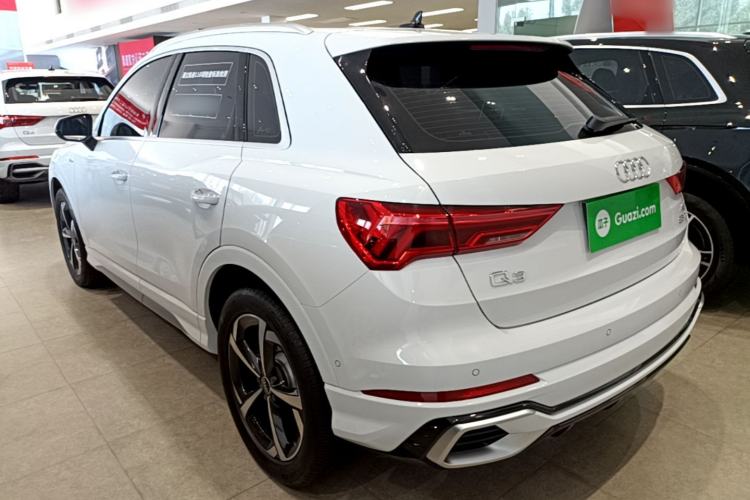 Used Audi Q3 2025 quattro 45th Anniversary Edition 35TFSI Fashionable and Dynamic Model Rear Left 45 Deg
