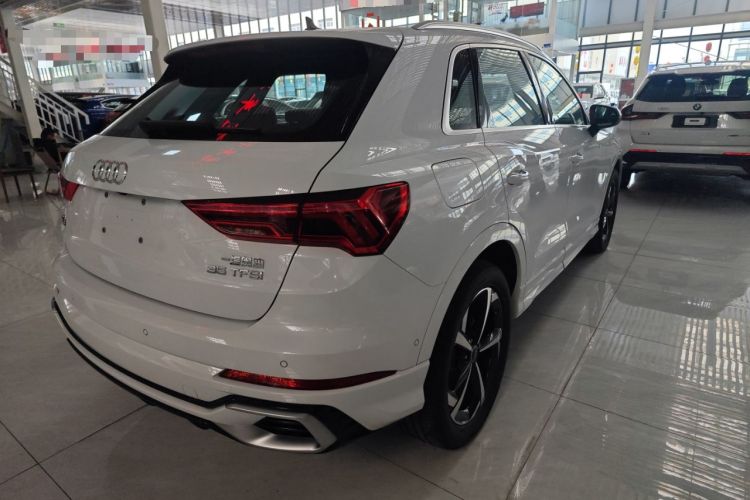 Used Audi Q3 2025 quattro 45th Anniversary Edition 35TFSI Fashionable and Dynamic Model Rear Right 45 Deg