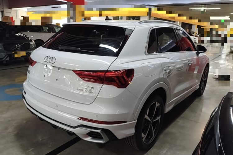 Used Audi Q3 2025 quattro 45th Anniversary Edition 35TFSI Fashionable and Dynamic Model Rear Right 45 Deg