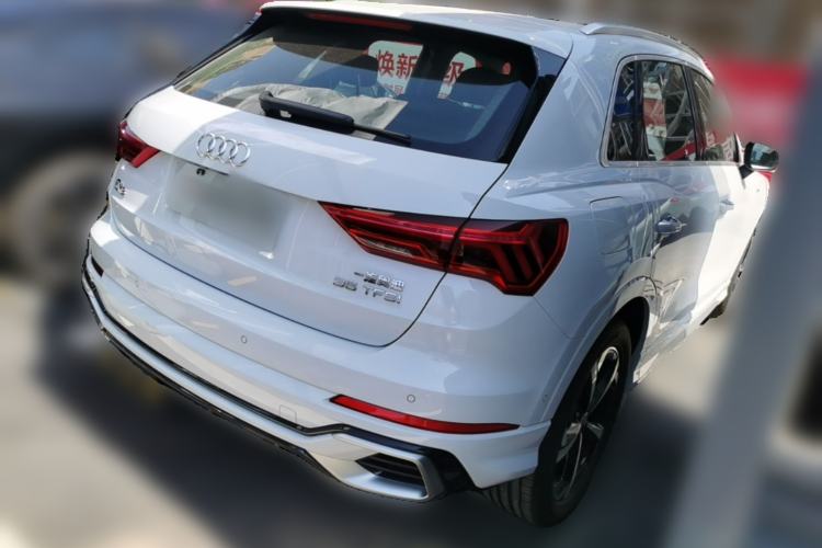 Used Audi Q3 2025 quattro 45th Anniversary Edition 35TFSI Fashionable and Dynamic Model Rear Right 45 Deg