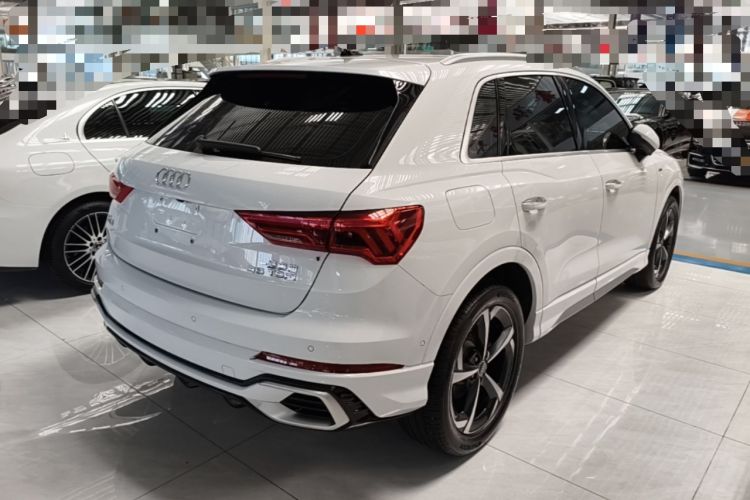 Used Audi Q3 2025 quattro 45th Anniversary Edition 35TFSI Fashionable and Dynamic Model Rear Right 45 Deg