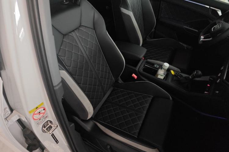 Used Audi Q3 2025 quattro 45th Anniversary Edition 35TFSI Fashionable and Dynamic Model Right Front Seat