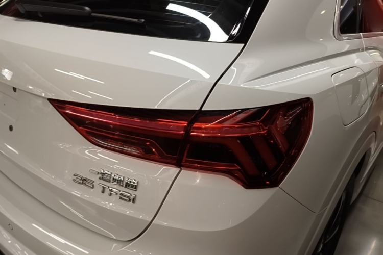 Used Audi Q3 2025 quattro 45th Anniversary Edition 35TFSI Fashionable and Dynamic Model Right Rear Taillight
