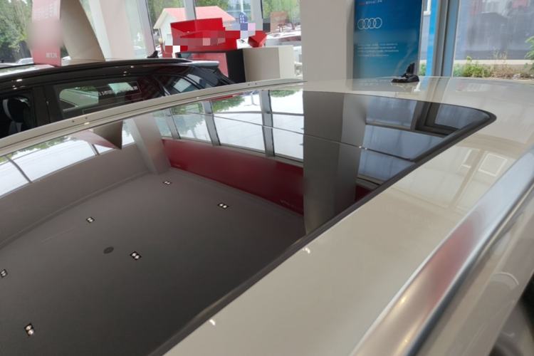 Used Audi Q3 2025 quattro 45th Anniversary Edition 35TFSI Progressive Dynamic Model Roof
