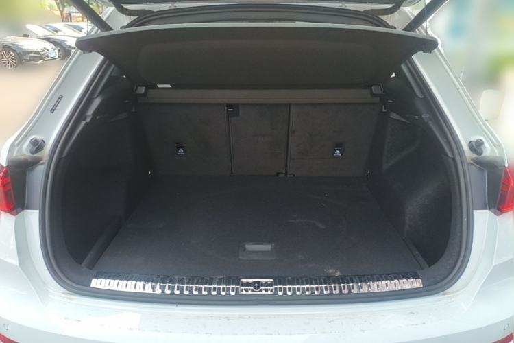 Used Audi Q3 2025 quattro 45th Anniversary Edition 40TFSI Fashionable and Dynamic Model Trunk