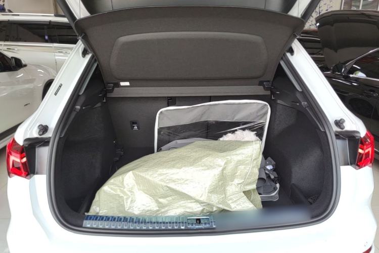 Used Audi Q3 2025 quattro 45th Anniversary Edition 40TFSI Fashionable and Dynamic Model Trunk