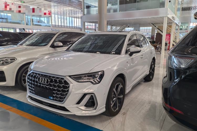Audi Q3 2025 quattro 45th Anniversary Edition 35TFSI Fashionable and Dynamic Model