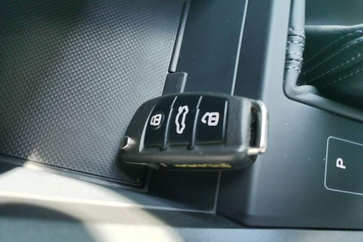 Used Audi Q3 2025 quattro 45th Anniversary Edition 35TFSI Fashionable and Dynamic Model Vehicle Key