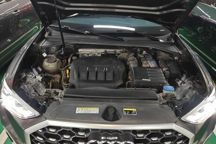 Used Audi Q3 Sportback 2020 40 TFSI Fashion Model Engine Bay