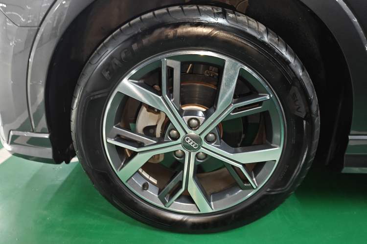 Used Audi Q3 Sportback 2020 40 TFSI Fashion Model Left Front Wheel Hub