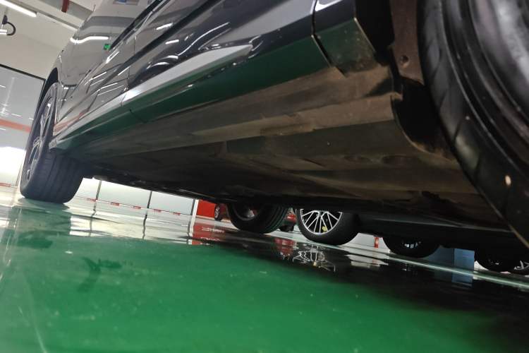Used Audi Q3 Sportback 2020 40 TFSI Fashion Model Left Side Sill