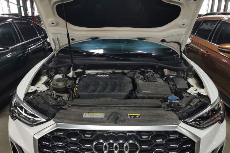 Used Audi Q3 Sportback 2020 40 TFSI Fashion Model Engine Bay