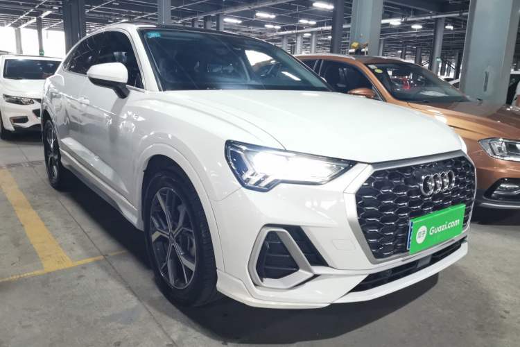 Used Audi Q3 Sportback 2020 40 TFSI Fashion Model Front Right 45 Deg