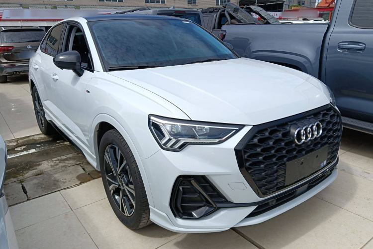 Used Audi Q3 Sportback 2023 40 TFSI Fashion Model Front Right 45 Deg
