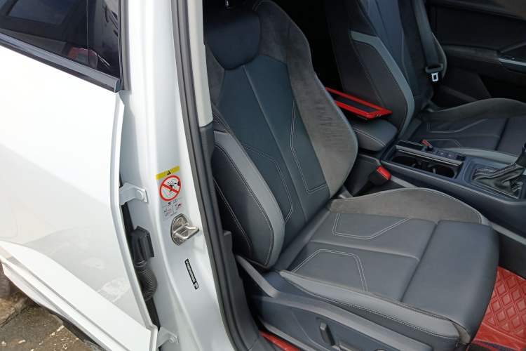 Used Audi Q3 Sportback 2023 40 TFSI Fashion Model Right Front Seat
