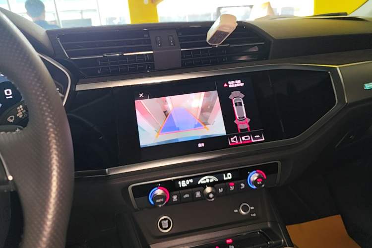 Used Audi Q3 Sportback 2020 40 TFSI Fashion Model Audio And AC Panel