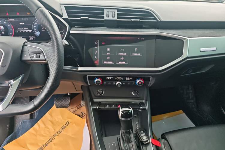 Used Audi Q3 Sportback 2020 40 TFSI Fashion Model Audio And AC Panel