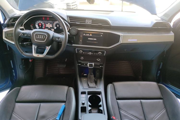 Used Audi Q3 Sportback 2020 40 TFSI Fashion Model Center Console