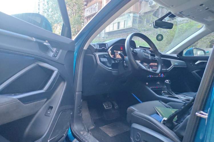 Used Audi Q3 Sportback 2020 45 TFSI quattro Luxury Edition Driver Seat